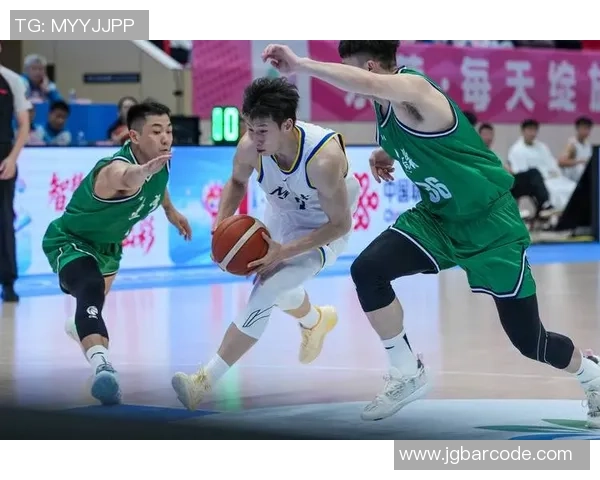 辽宁篮球与吉林队激战正酣谁能在这场对决中笑到最后 辽宁篮球与吉林队激战正酣谁能在这场对决中笑到最后