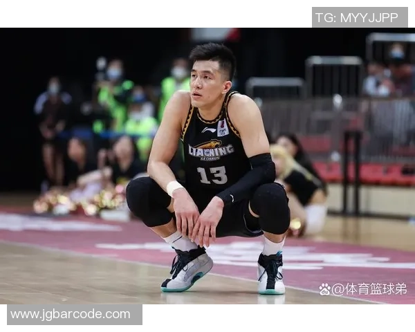 郭艾伦在篮球赛场上的辉煌历程与未来发展潜力分析 郭艾伦在篮球赛场上的辉煌历程与未来发展潜力分析